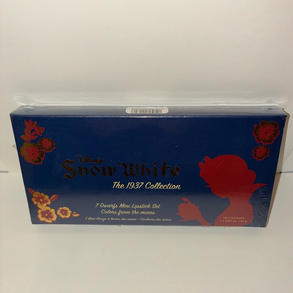 Disney Snow White 1937 Collection  Mini Lipstick Set by Besame RARE NEW/SEALED